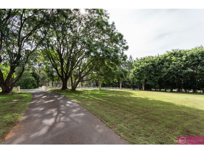 51 Faviell Drive, Bonville NSW 2441