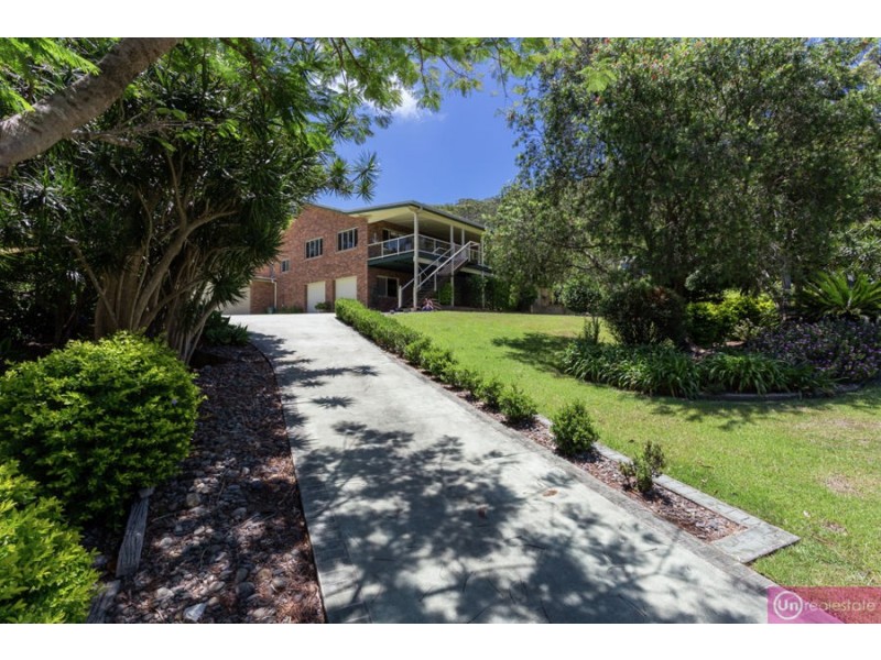 1 Jade Close, Emerald Beach NSW 2456
