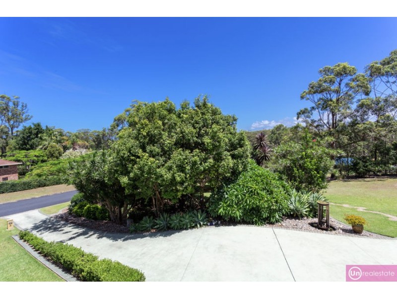 1 Jade Close, Emerald Beach NSW 2456