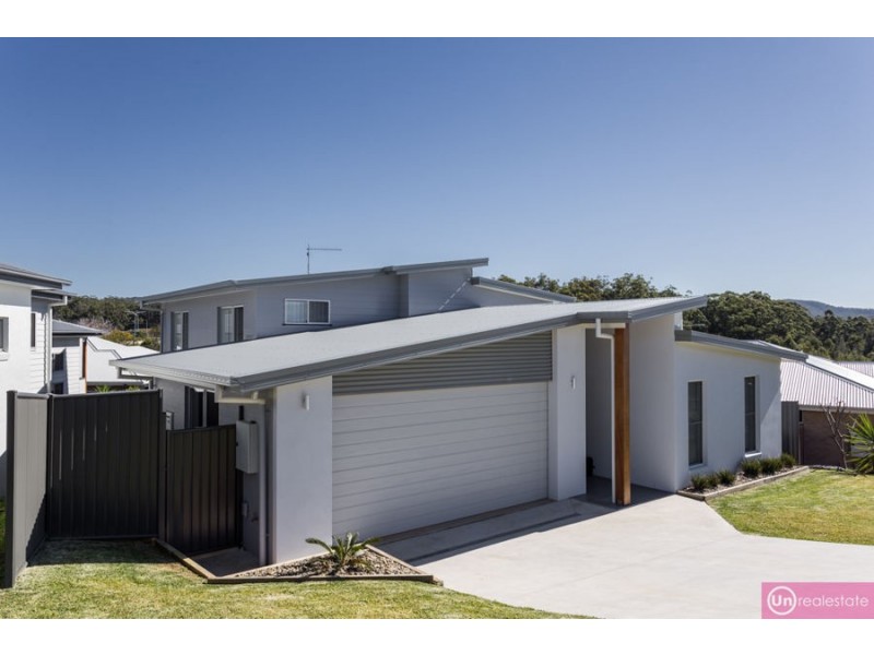7 Moonee Creek Drive, Moonee Beach NSW 2450