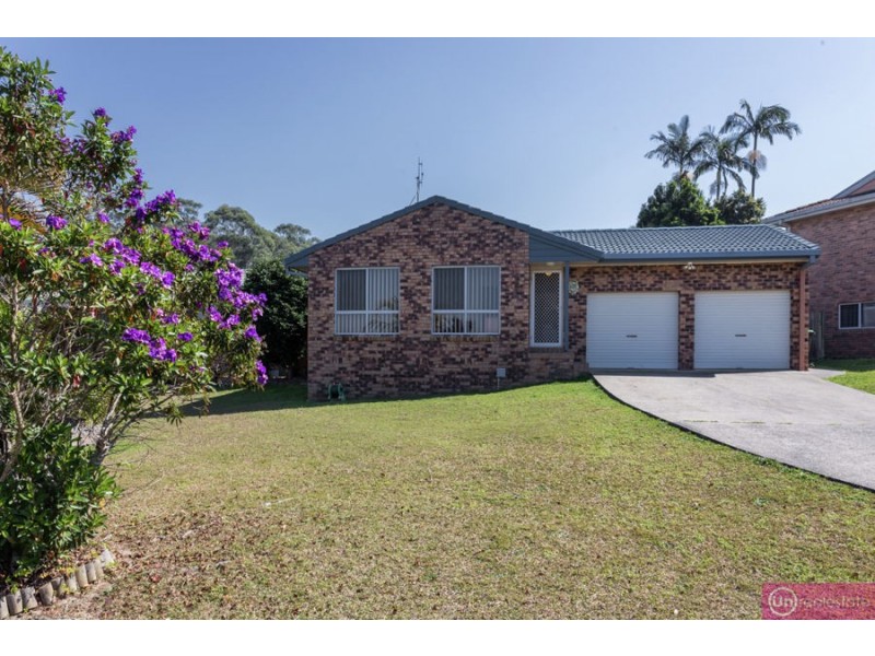 11 Cuthbert Street, Boambee East NSW 2452