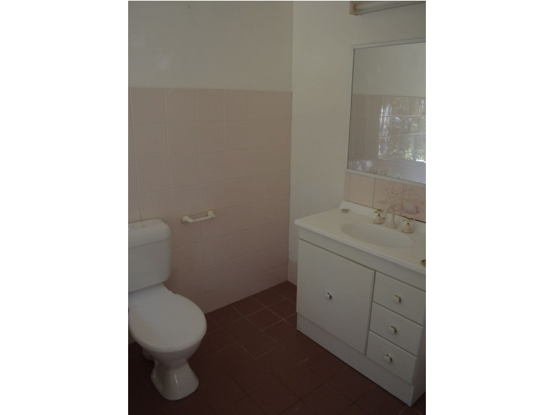 6 Gwen Close, Emerald Beach NSW 2456