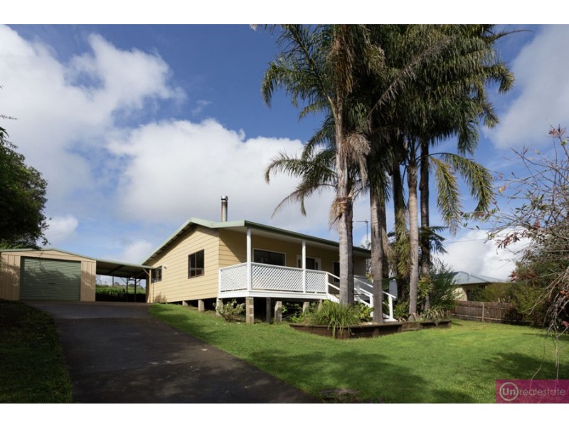 11 Timms Avenue, Ulong NSW 2450