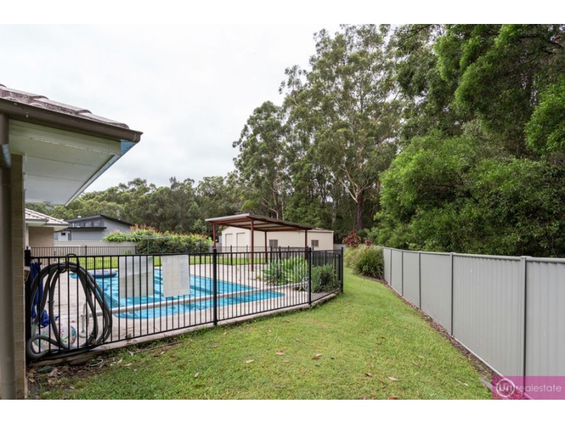 8 Trond Close, Bonville NSW 2441