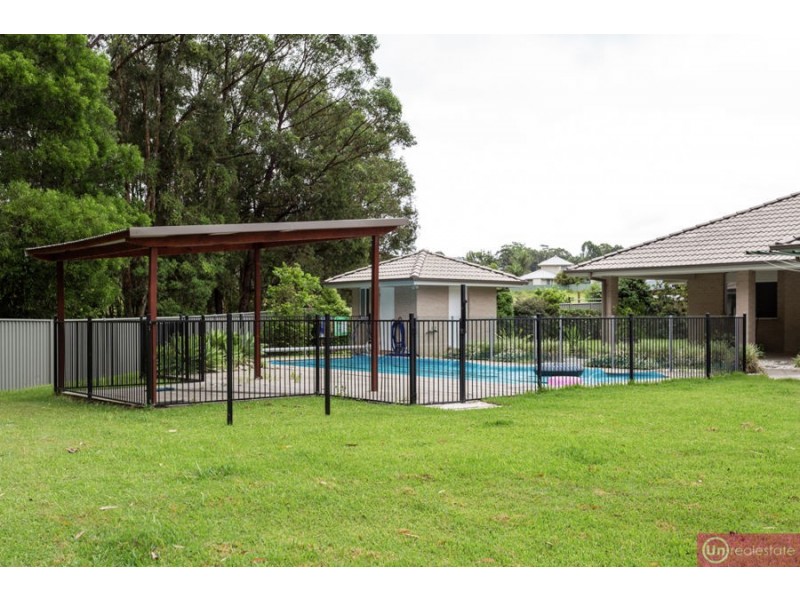 8 Trond Close, Bonville NSW 2441
