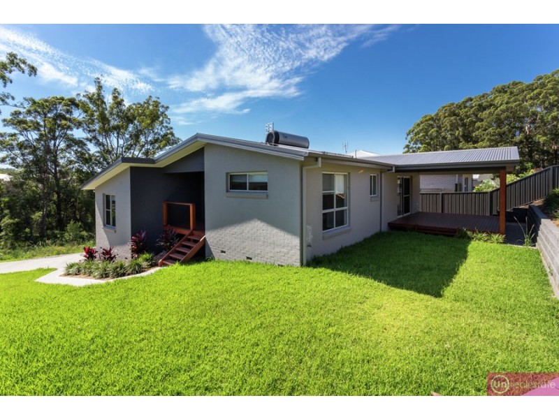 19 Mirrimin Street, Bonville NSW 2441