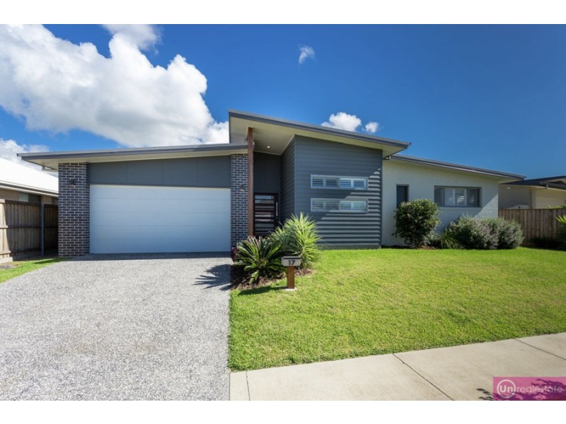 17 Cherry Street, Sapphire Beach NSW 2450