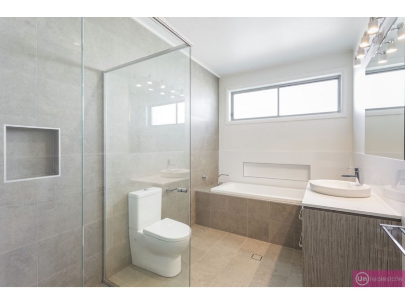 17 Cherry Street, Sapphire Beach NSW 2450