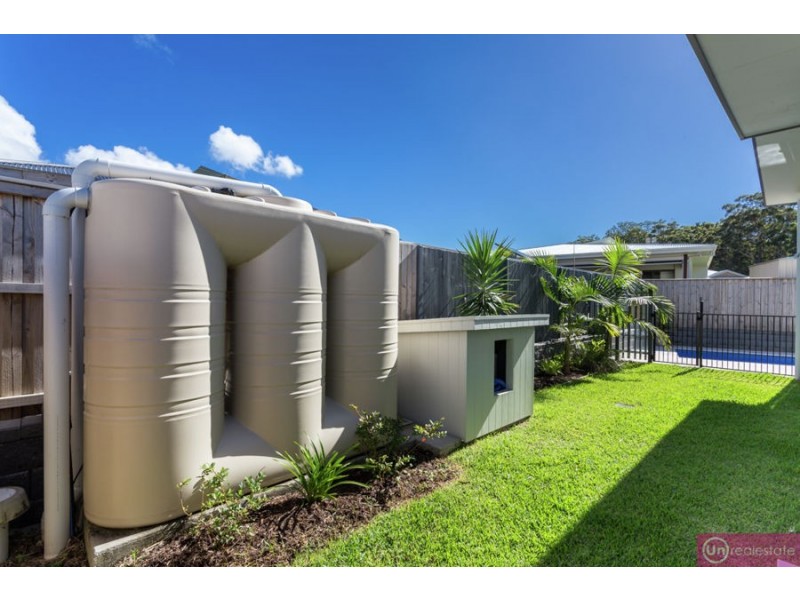17 Cherry Street, Sapphire Beach NSW 2450