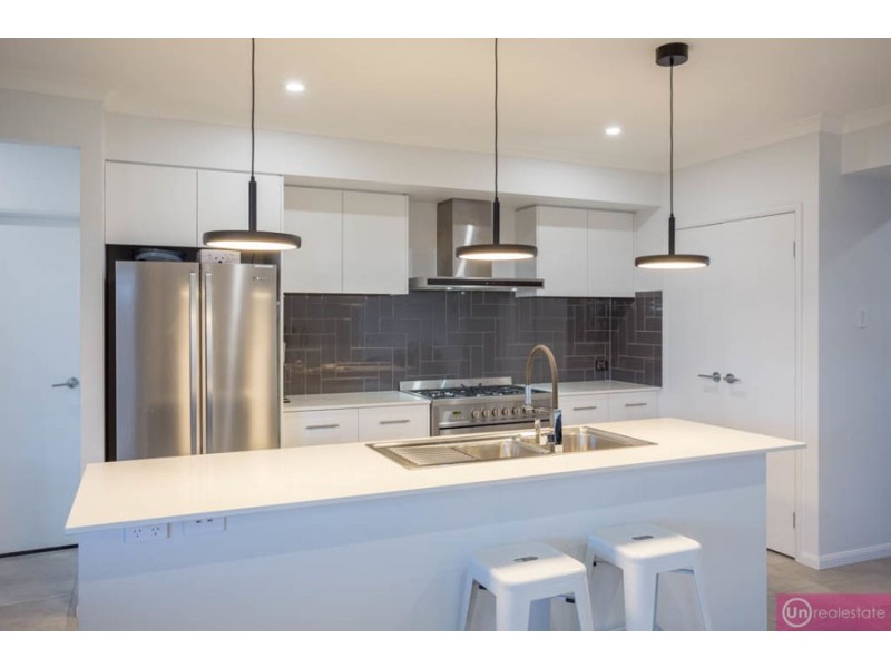 6 Red Gum Circuit, Sapphire Beach NSW 2450