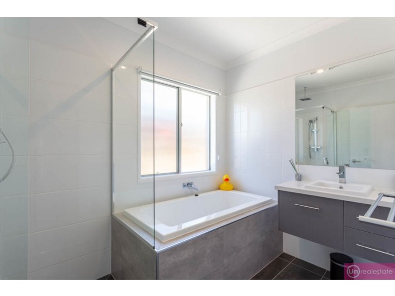 6 Red Gum Circuit, Sapphire Beach NSW 2450