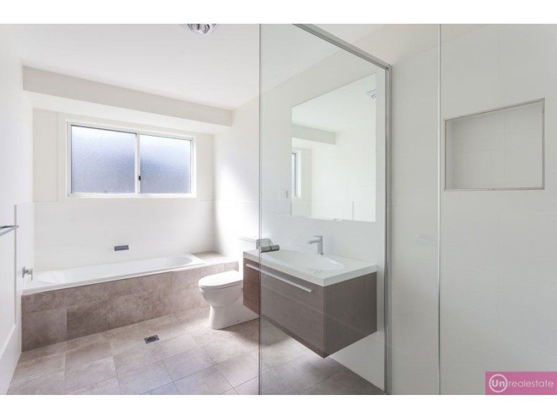 10b Wybalena Crescent, Toormina NSW 2452