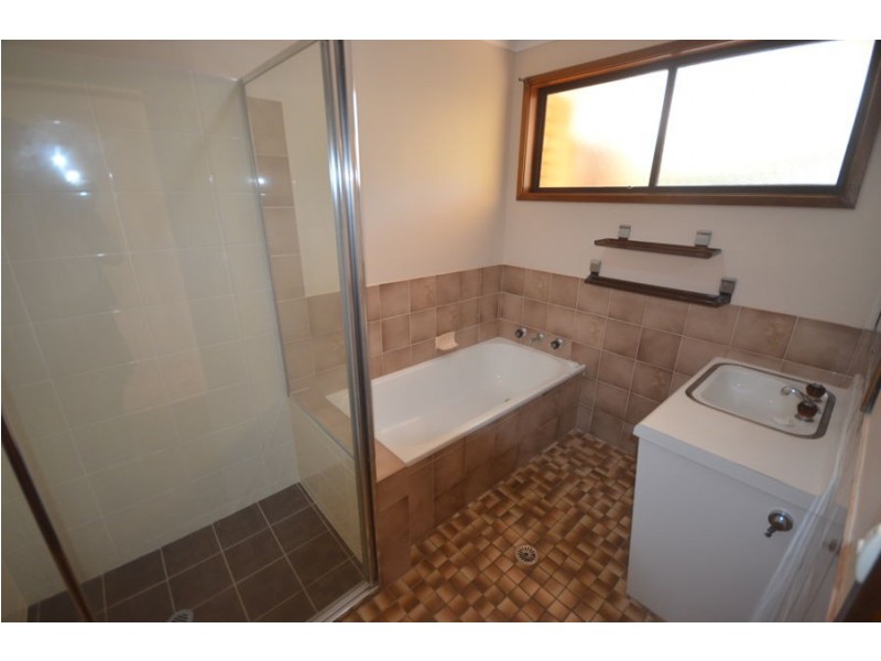 18 Bower Crescent, Toormina NSW 2452