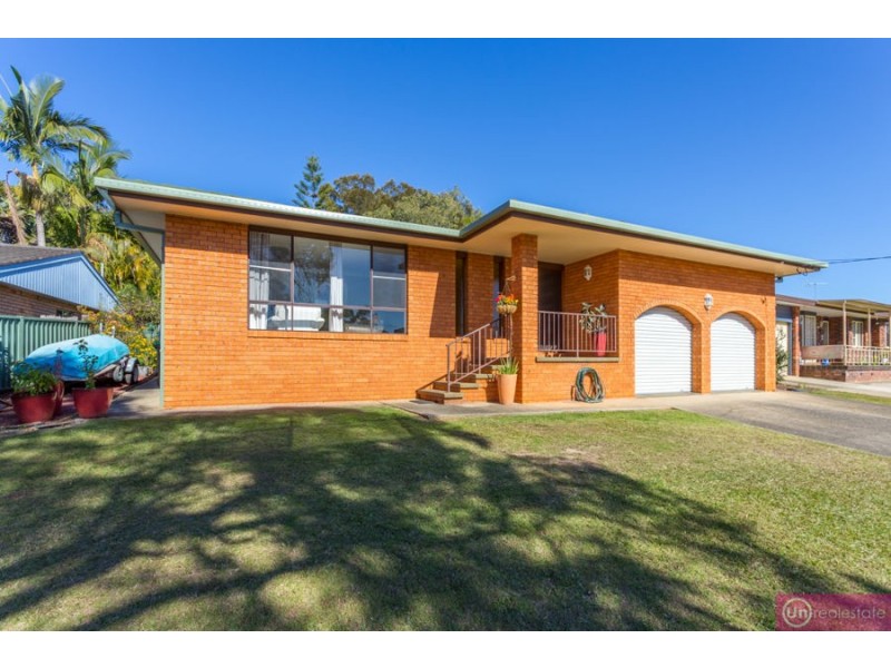 32 Mirroola Crescent, Toormina NSW 2452