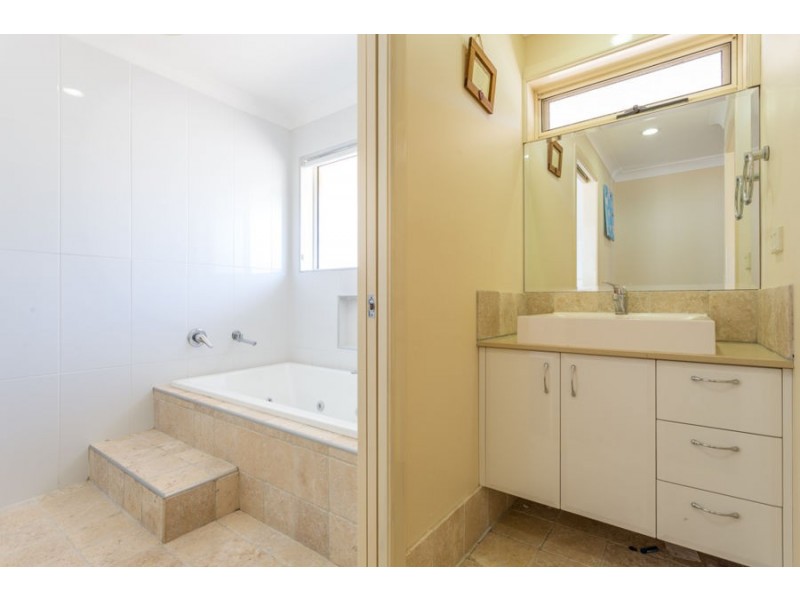 64 Kinchela Avenue, Toormina NSW 2452