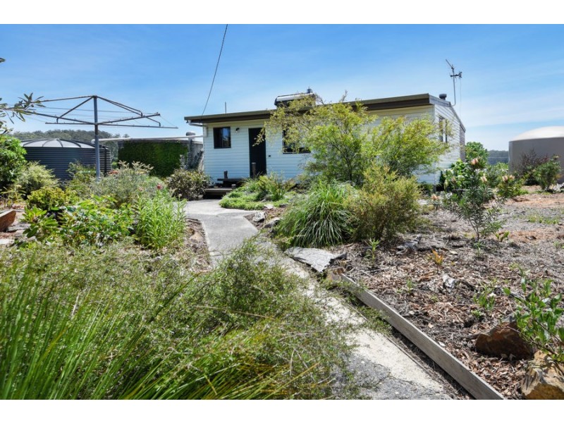 24 Stanley Street, Lowanna NSW 2450