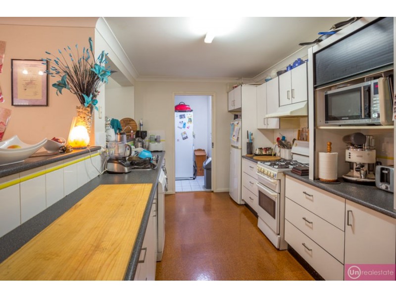 33 Sandpiper Crescent, Boambee East NSW 2452