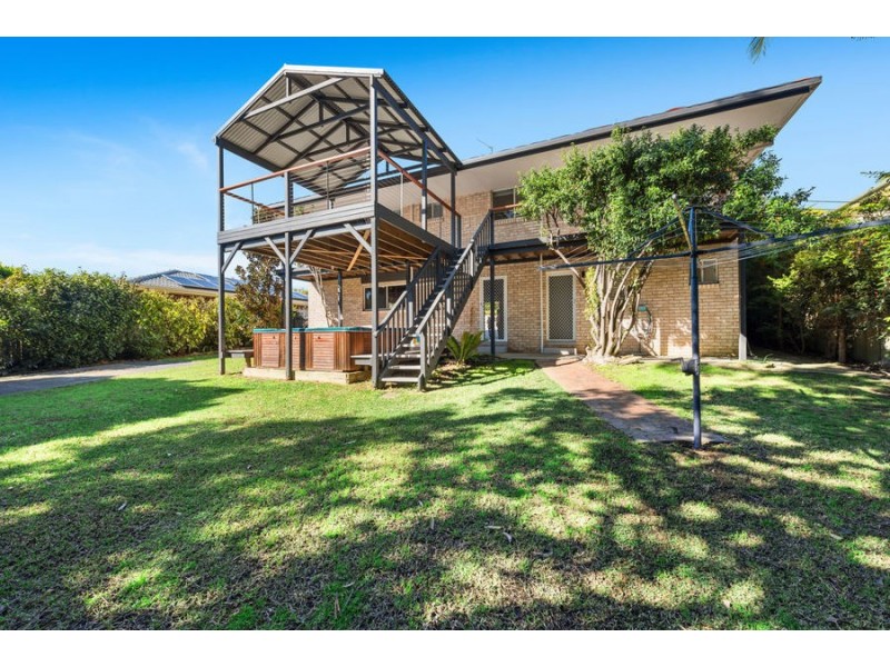 37 Sandpiper Crescent, Boambee East NSW 2452