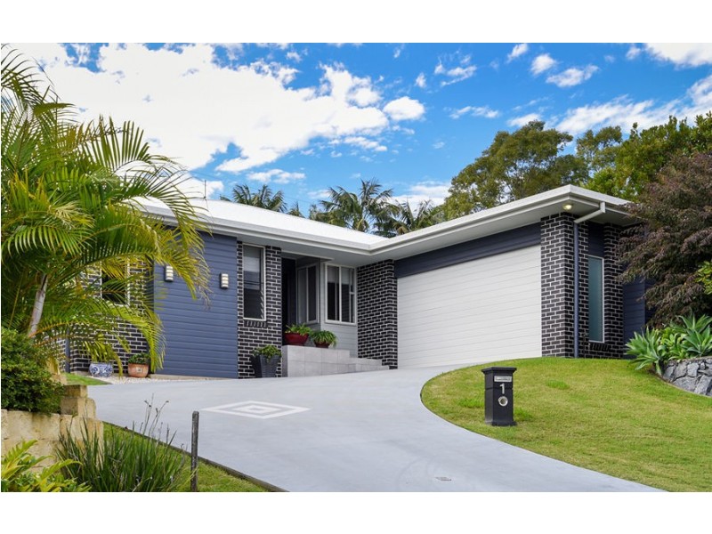 1 Daniel Court, Bonville NSW 2441