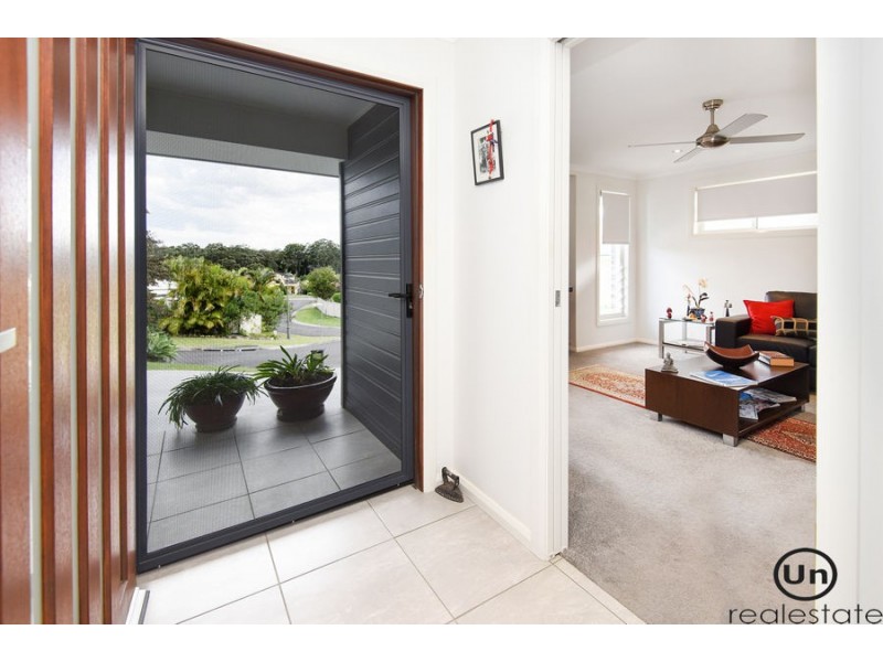 1 Daniel Court, Bonville NSW 2441