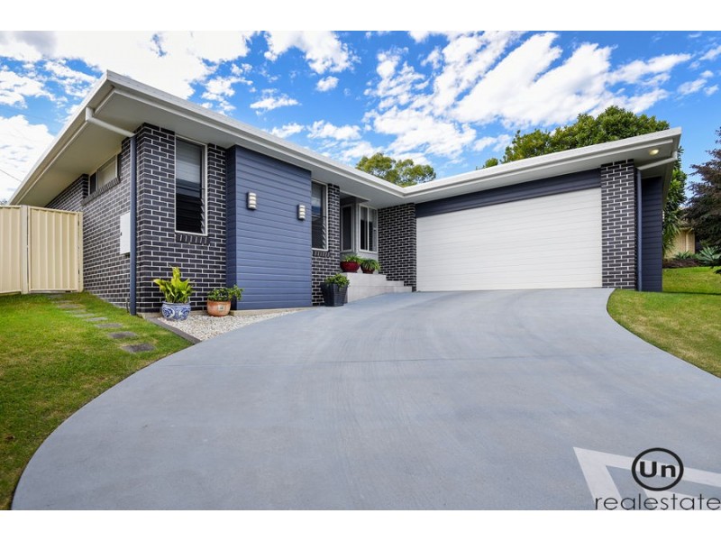 1 Daniel Court, Bonville NSW 2441