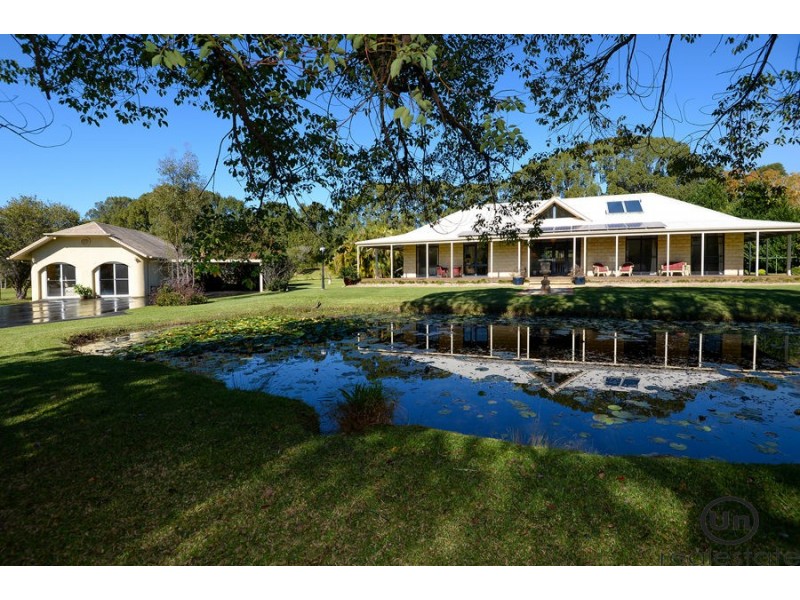 41 Bakker Drive, Bonville NSW 2441