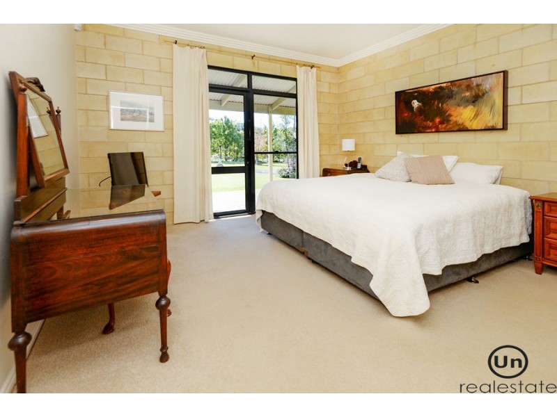 41 Bakker Drive, Bonville NSW 2441