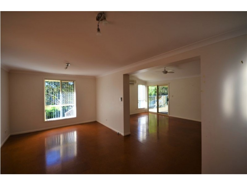 33 Sandpiper Crescent, Boambee East NSW 2452