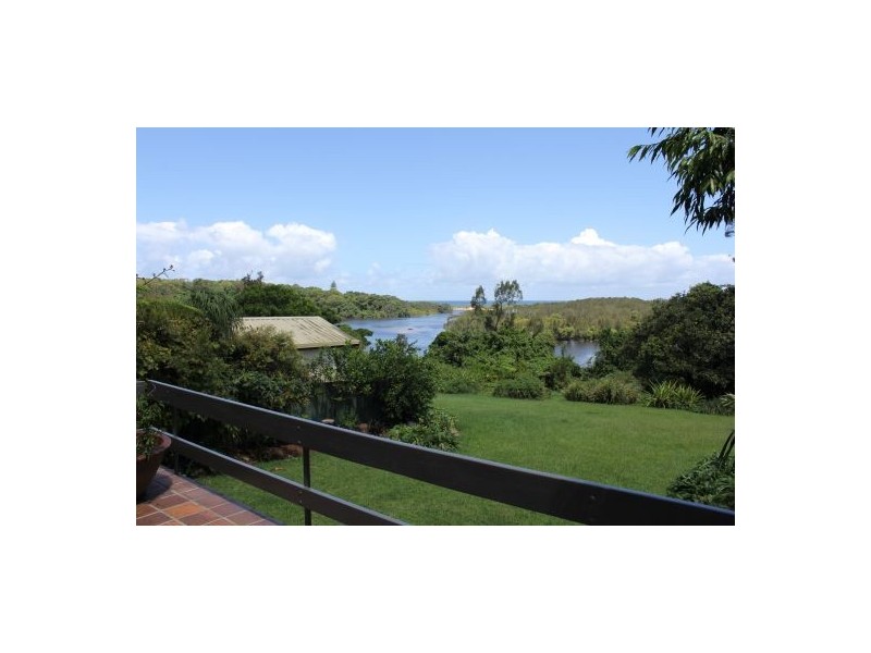 153 Lyons Road, Sawtell NSW 2452