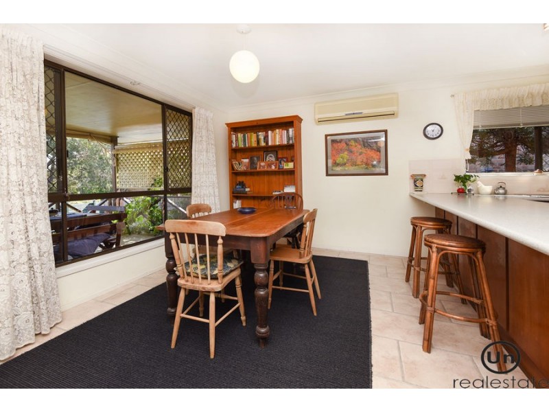 2/16 Wybalena Crescent, Toormina NSW 2452