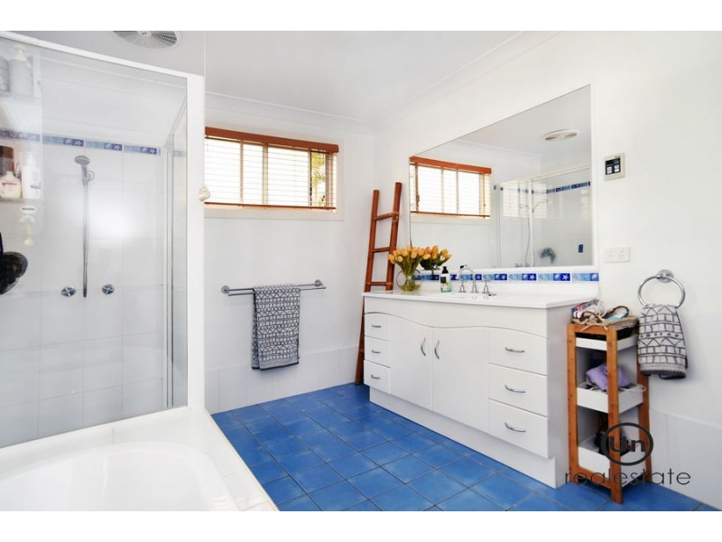 16 Crescent Street, Boambee East NSW 2452