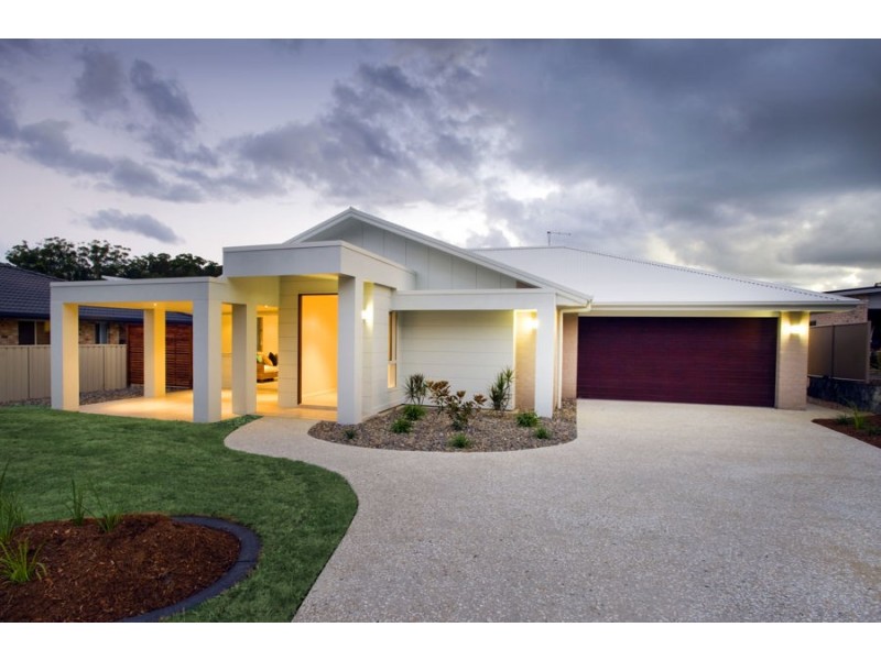 24 Tidal Crescent, Moonee Beach NSW 2450