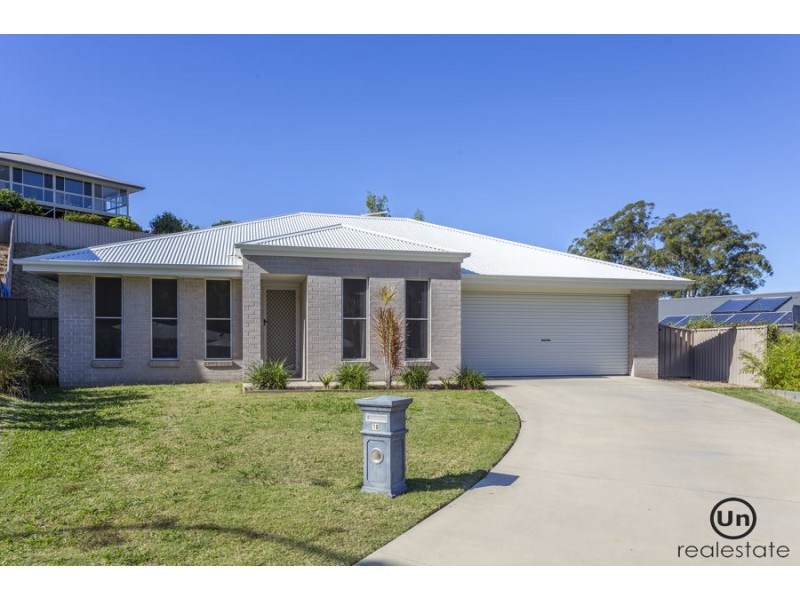 10 Illawarra Close, North Boambee Valley NSW 2450