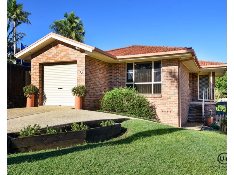 4 Woodswallow Close, Boambee East NSW 2452