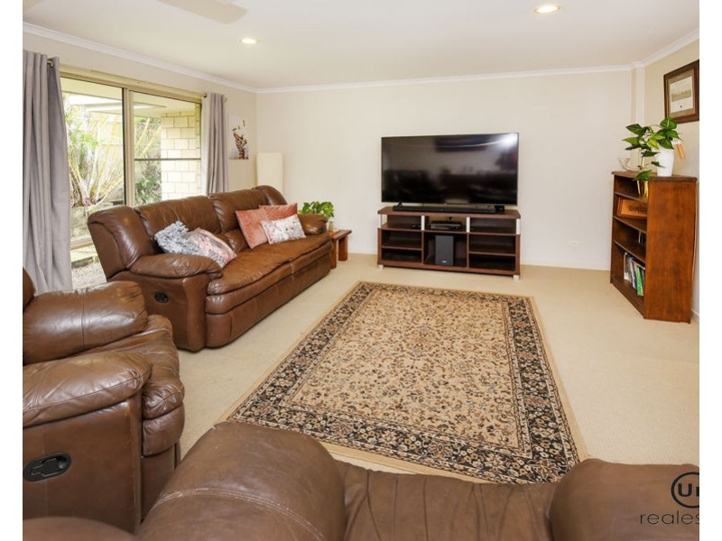 2 Paddymelon Circuit, Bonville NSW 2441