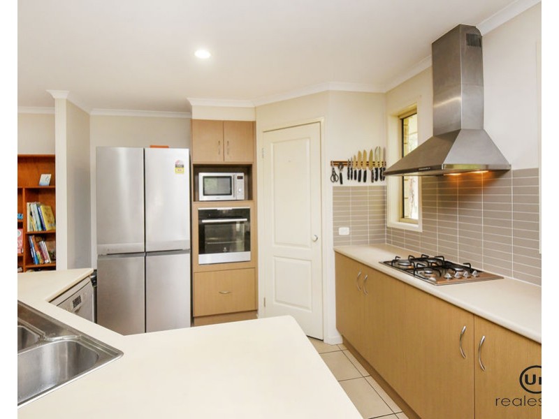 2 Paddymelon Circuit, Bonville NSW 2441