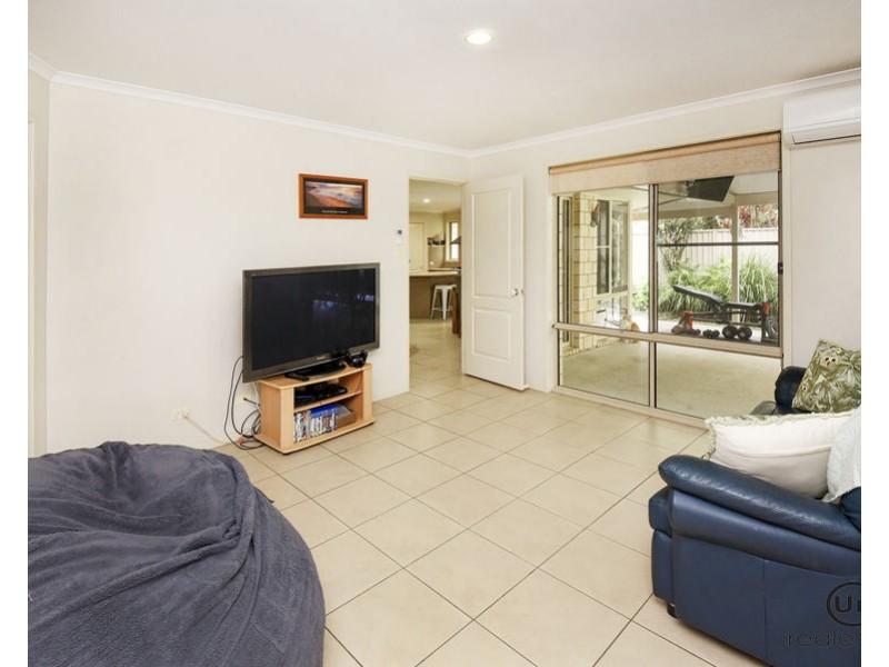 2 Paddymelon Circuit, Bonville NSW 2441