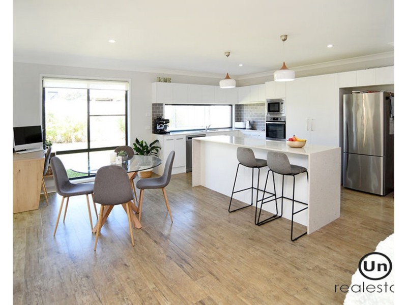 5 Surfsea Avenue, Sandy Beach NSW 2456