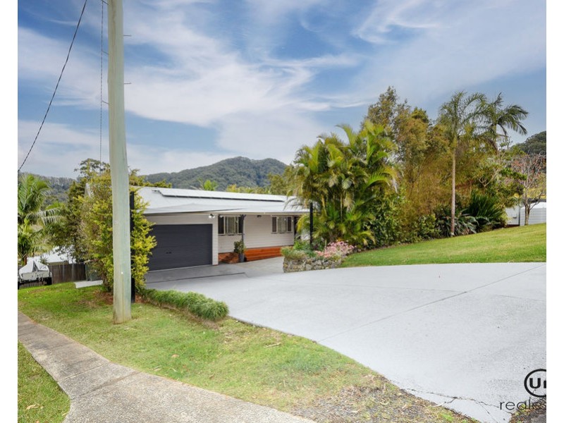 4 and 4A Banff Close, Boambee NSW 2450