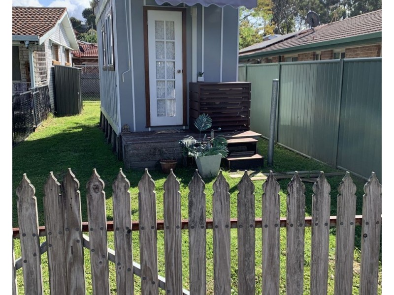 Tiny House / 19 Mirroola Crescent, Toormina NSW 2452