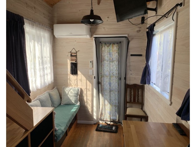 Tiny House / 19 Mirroola Crescent, Toormina NSW 2452