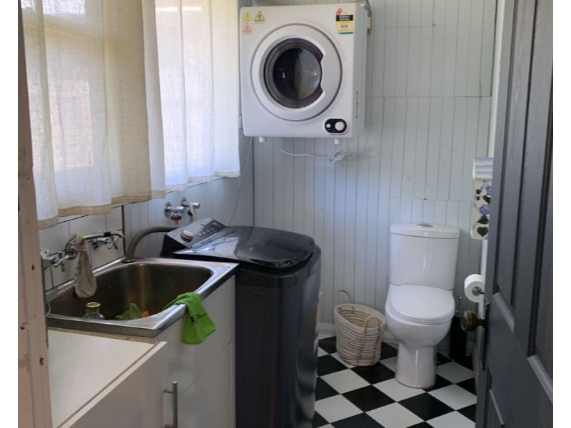 124 Pine Avenue, Ulong NSW 2450
