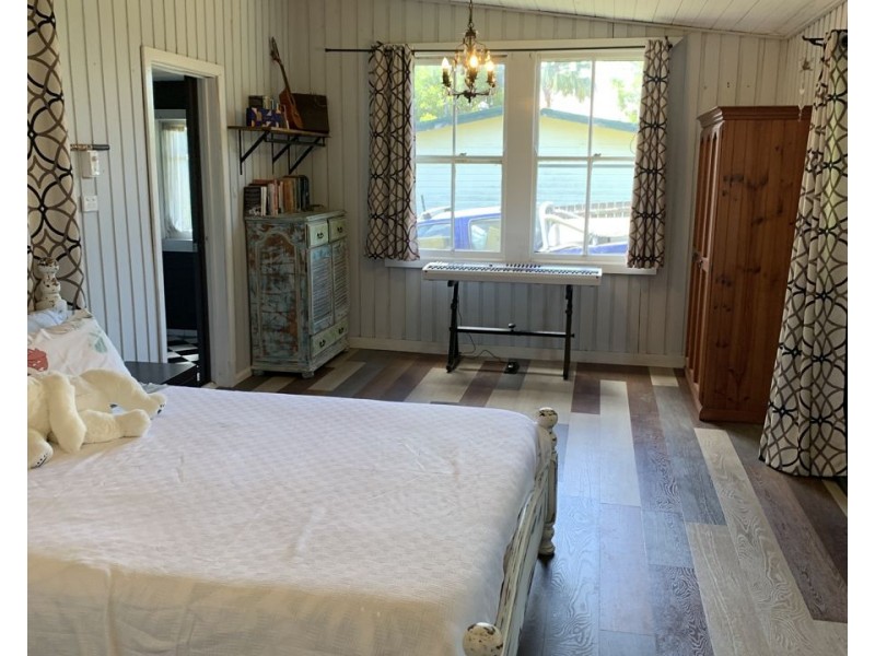 124 Pine Avenue, Ulong NSW 2450