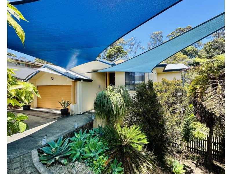 17 Wedgetail Crescent, Boambee East NSW 2452