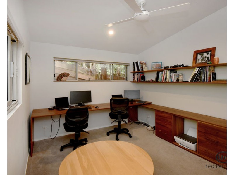 87 Pearce Drive, Coffs Harbour NSW 2450