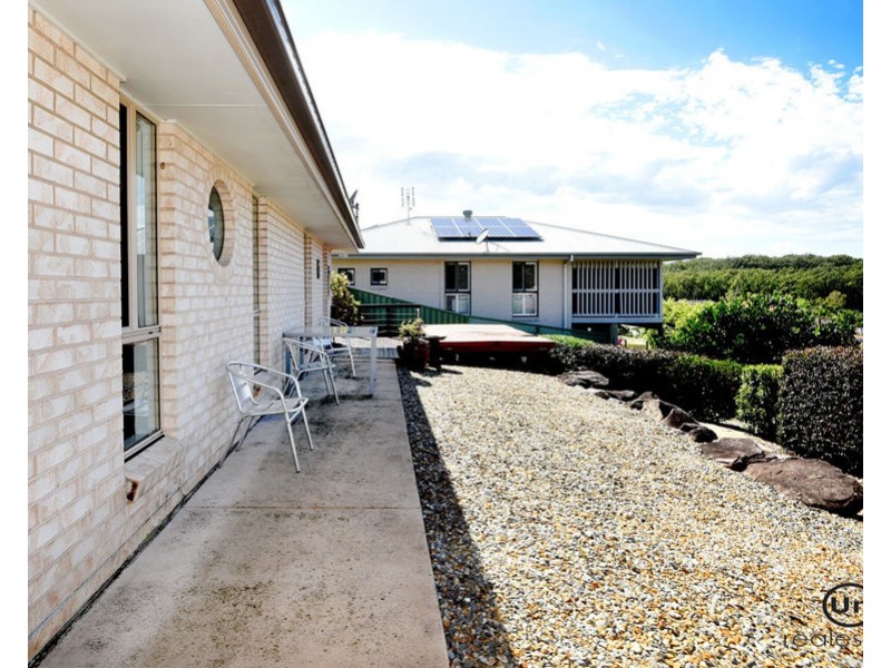 15 Celeste Place, Bonville NSW 2441