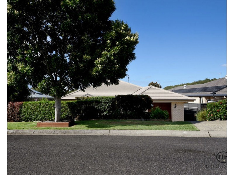 15 Celeste Place, Bonville NSW 2441