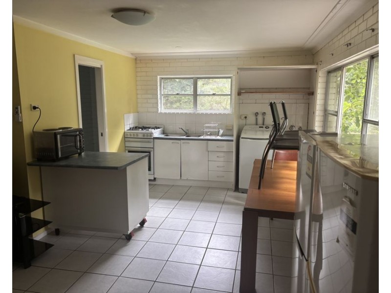 3/250a Pacific Highway, North Boambee Valley NSW 2450