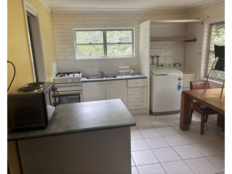 3/250a Pacific Highway, North Boambee Valley NSW 2450