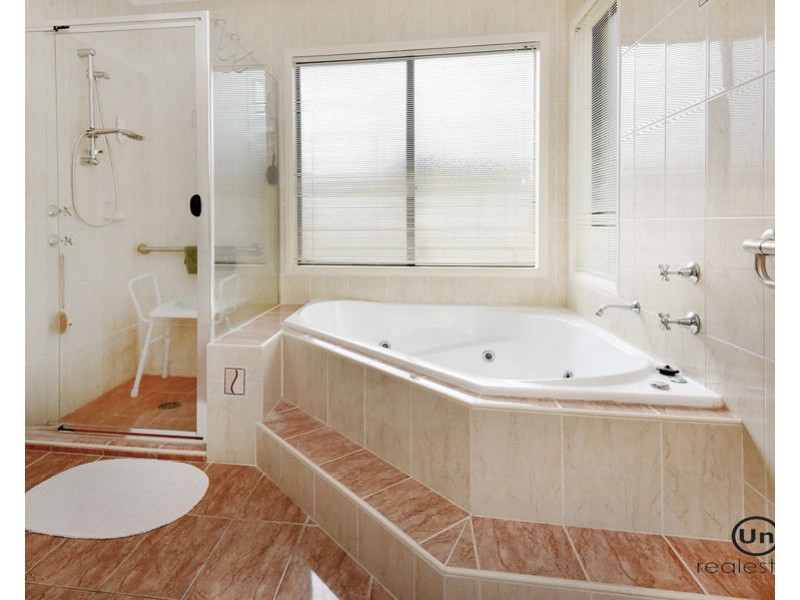 32 De Castella Drive, Boambee East NSW 2452